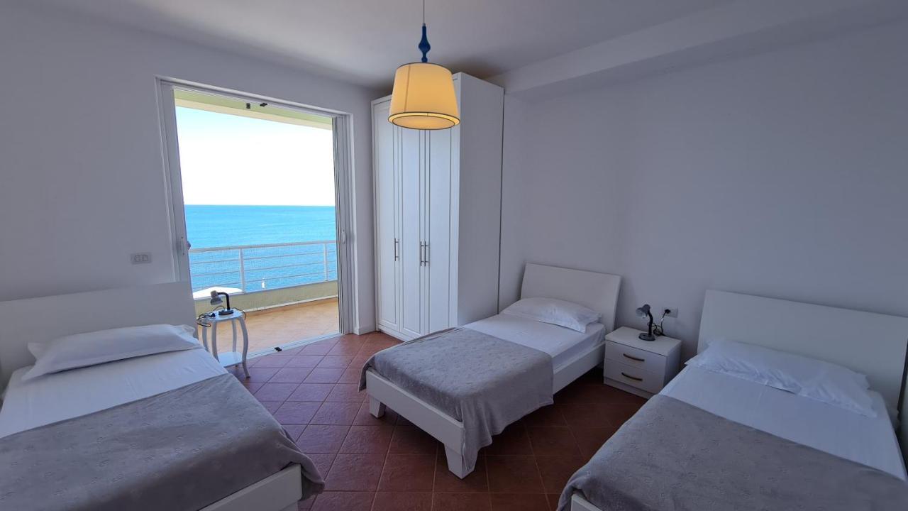 Sarande Barracuda View Apartment Екстер'єр фото